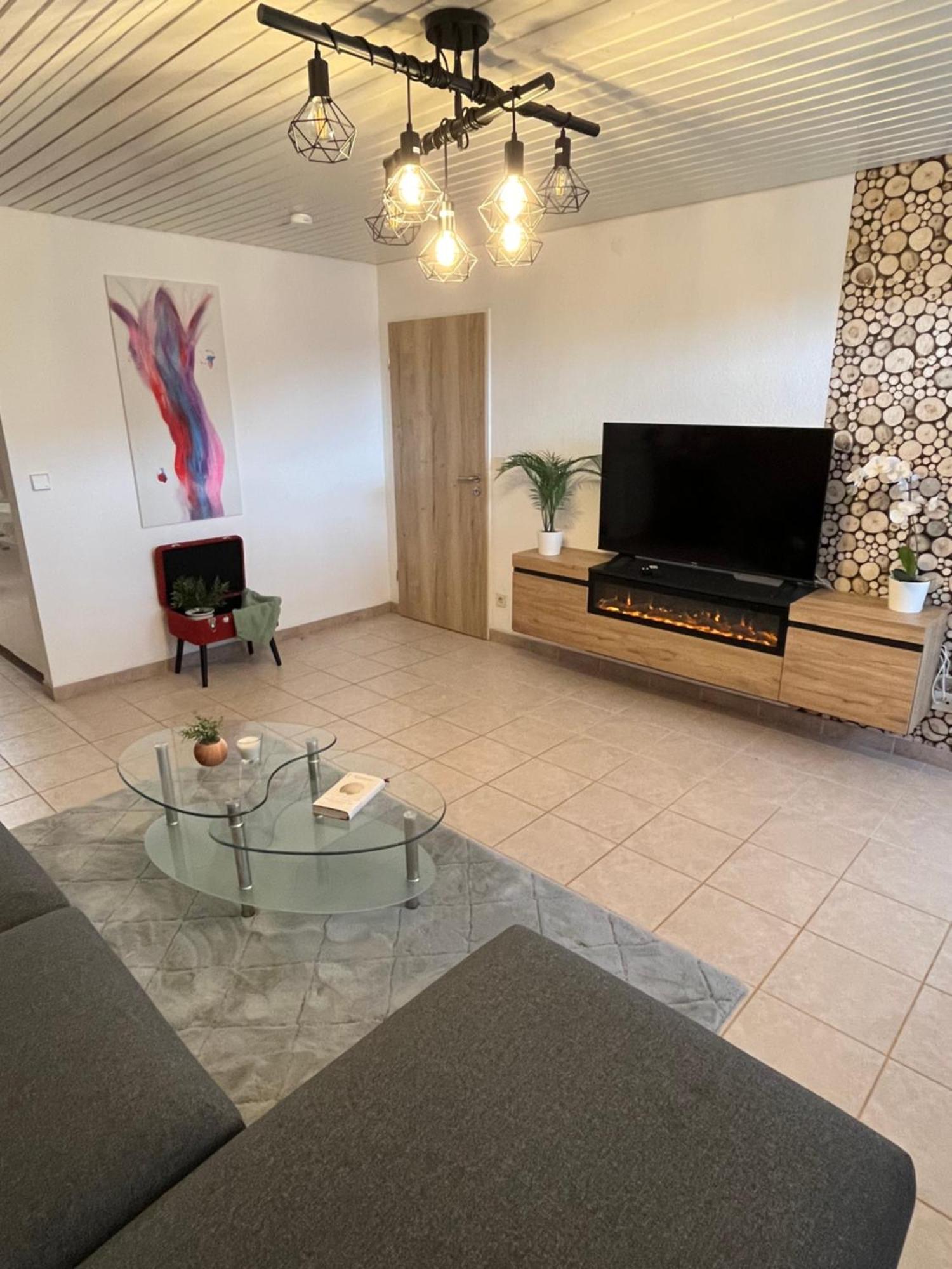 Familienauszeit Mit Indoorpool Und Sauna 米森-维尔哈姆斯 外观 照片
